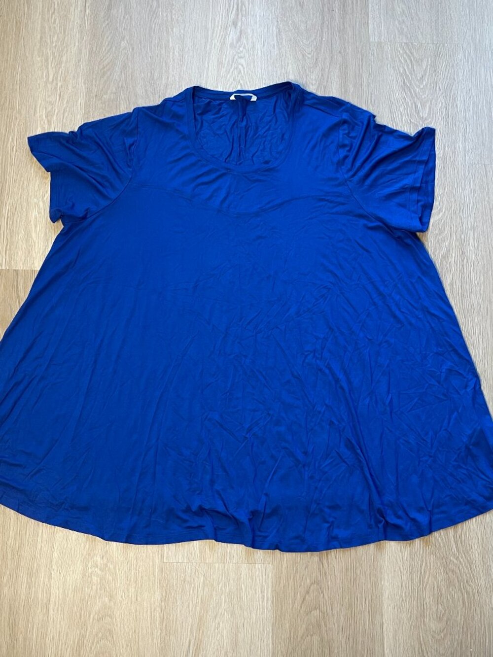 Pennington’s Women's 3XL Royal Blue T-Shirt